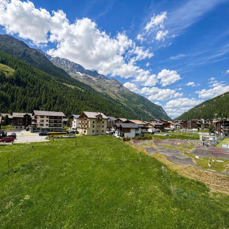 Family-friendly apartment with mountain views - Apartment - 22