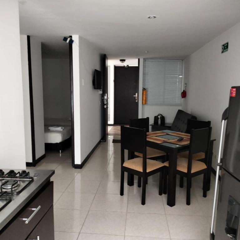 Apartamentos Amoblados y Piscina - Apartamento de 2 dormitorios - 2