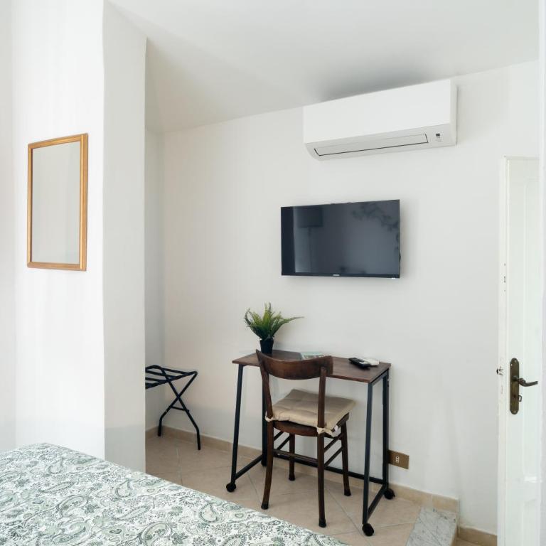 D&J - La Casa sulla Piazza - Appartement 3 Chambres avec Balcon - 15