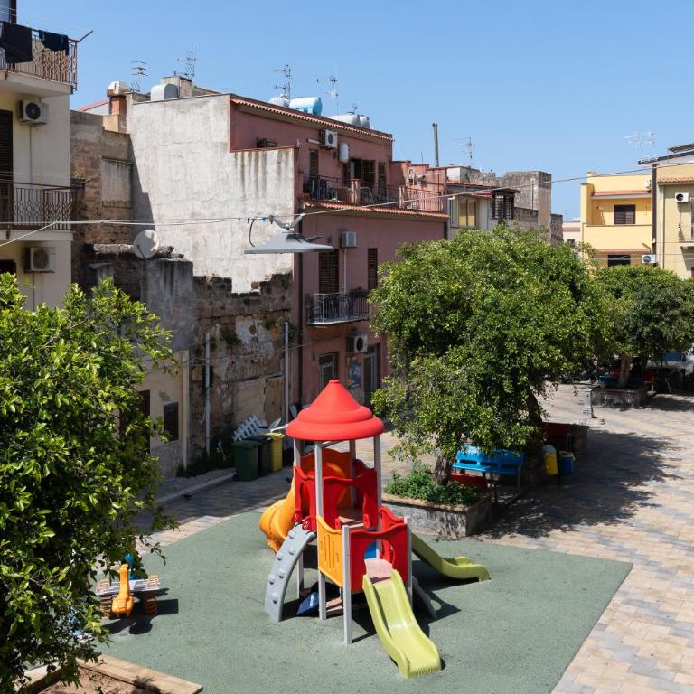 D&J - La Casa sulla Piazza - Appartement 3 Chambres avec Balcon - 26
