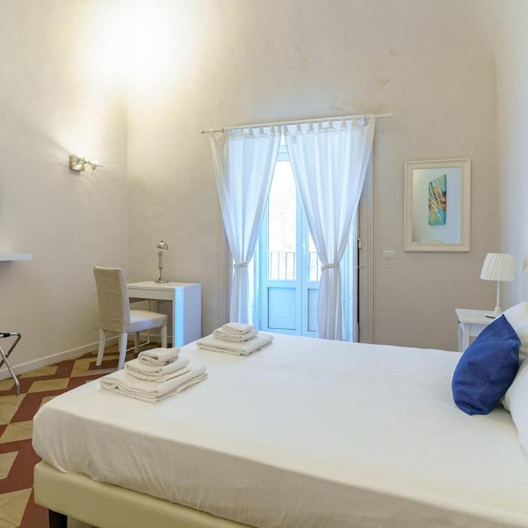 DuHom - Four-Bedroom Apartment - 1