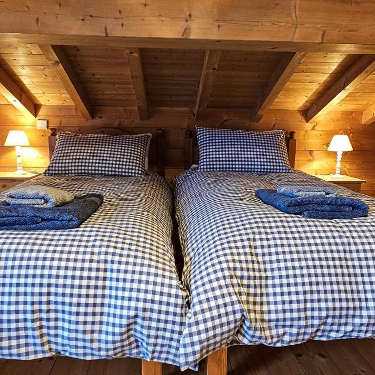 Chalet Pierre, Guest favourite - Chalet - 5