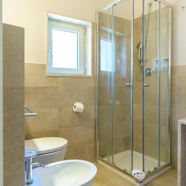DuHom - Four-Bedroom Apartment - 14