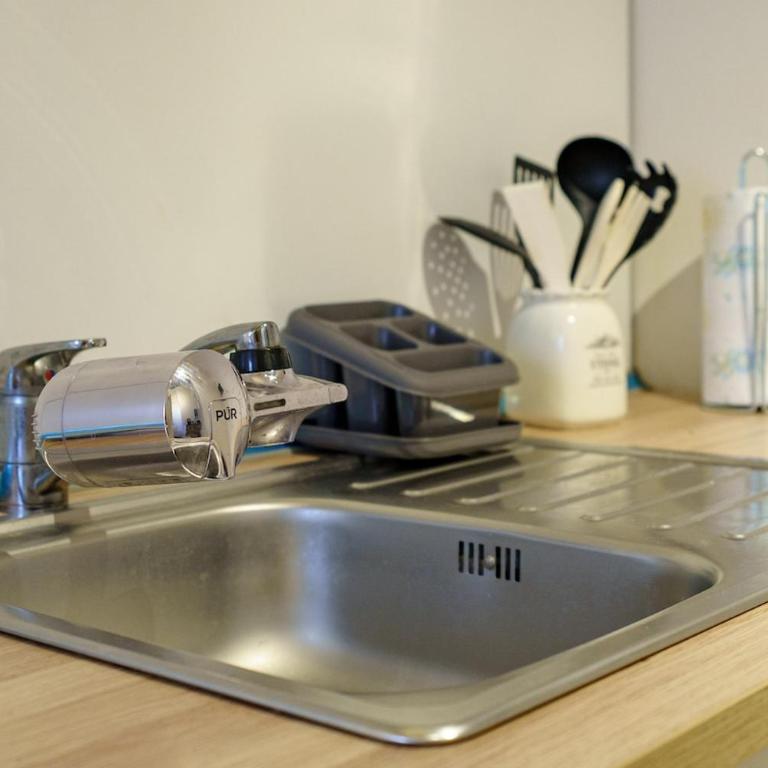 DuHom - Four-Bedroom Apartment - 22