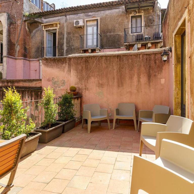 DuHom - Four-Bedroom Apartment - 42