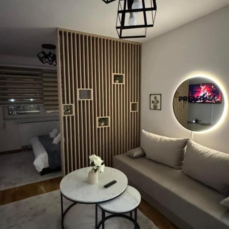 Premium Apartman Bulevar Sarajevo - One-Bedroom Apartment - 1