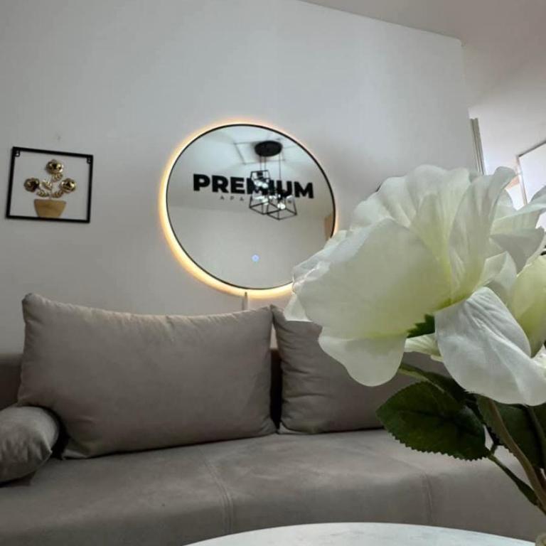 Premium Apartman Bulevar Sarajevo - One-Bedroom Apartment - 7