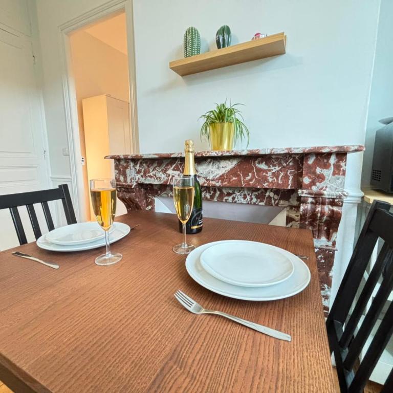 1Gabelle logement cosy proche cathédrale - Apartamento - 11
