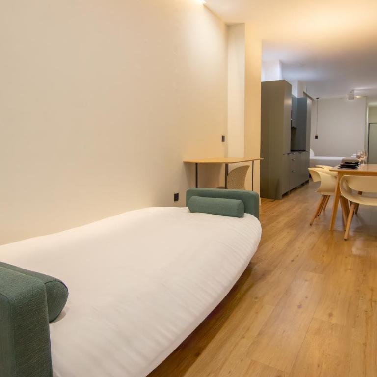 RentalSevilla Luz Arriero - Estudio con acceso al gimnasio - 3