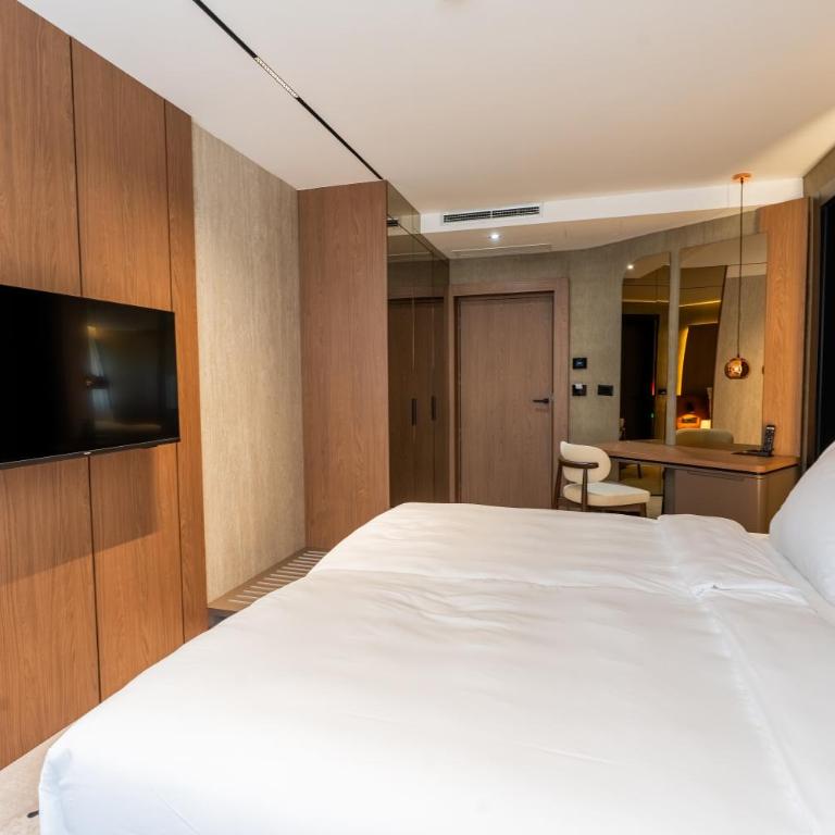 PLATINUM hotel & spa - Standardna Soba sa King-sajz Krevetom - 2
