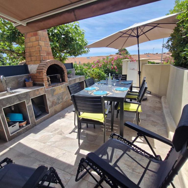 Nouveau ! Maison Dora 4-6 pers à St Pierre La Mer proche de la plage et de toutes commodités à pied - Maison 2 Chambres - 4