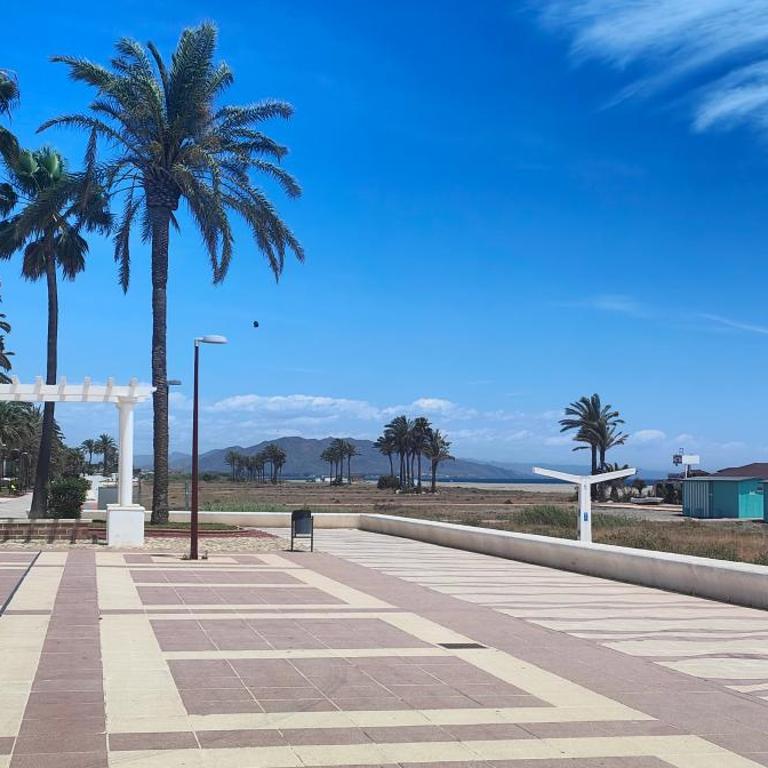 Attic apartment in Vera Beach with wifi and air-conditioning - Apartamento de 2 dormitorios - 40