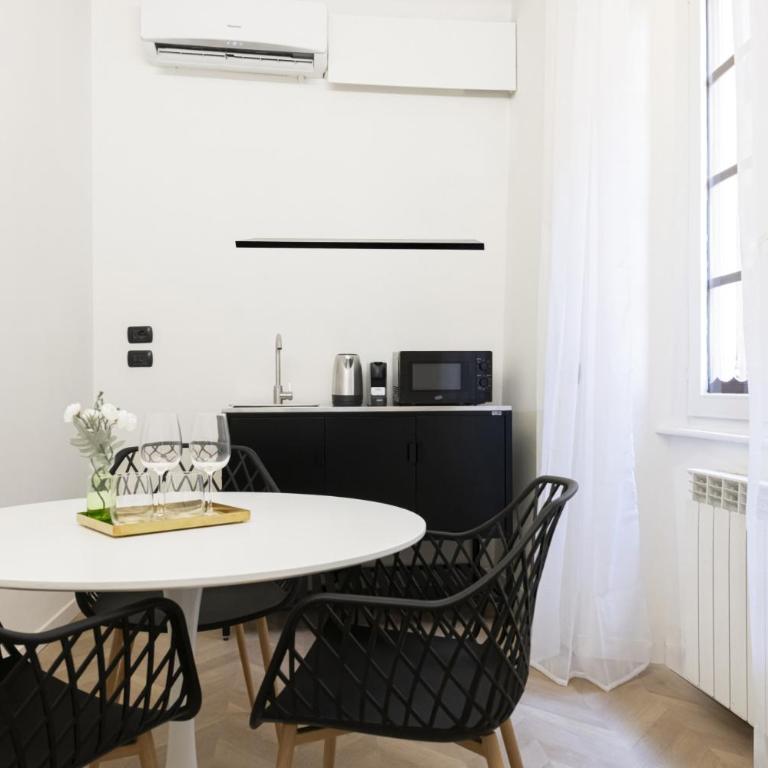 Easylife - Suite in Piazza del Duomo Como - Monolocale Deluxe - 17