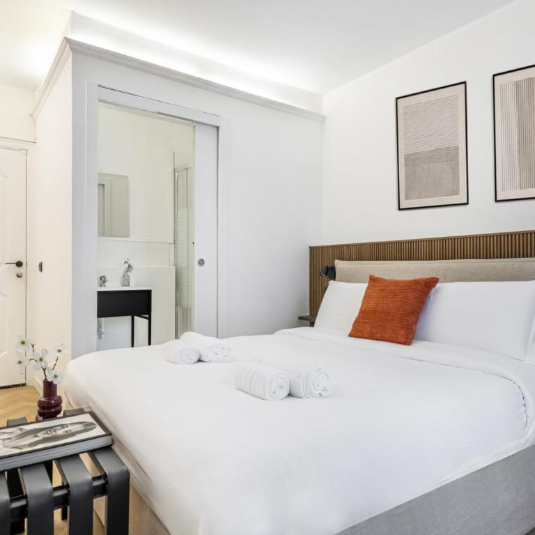Easylife - Suite in Piazza del Duomo Como - Monolocale Queen - 3