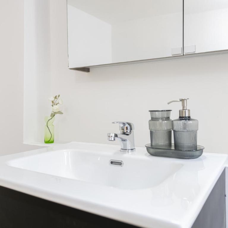 Easylife - Suite in Piazza del Duomo Como - Monolocale Superior - 15