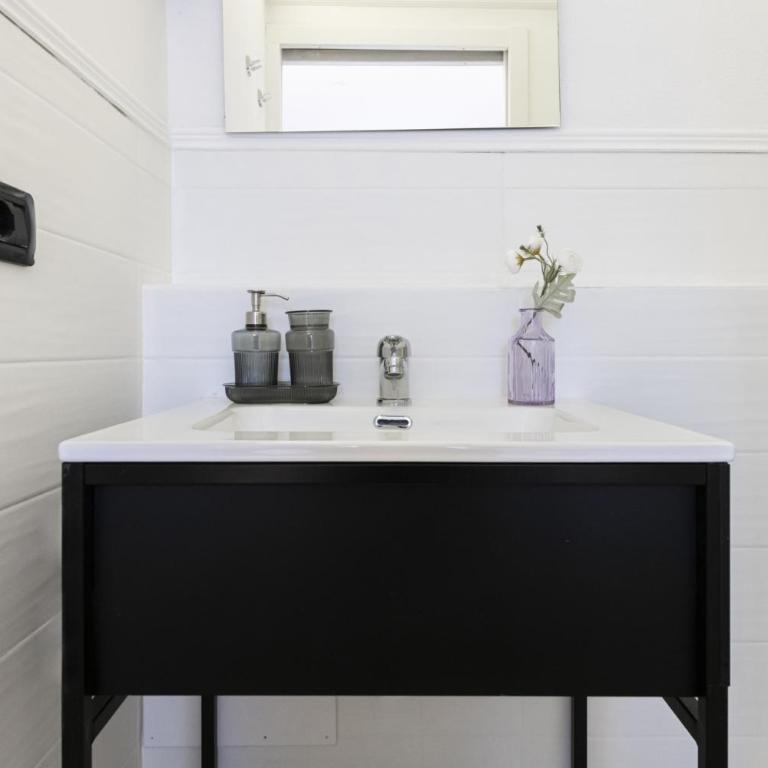 Easylife - Suite in Piazza del Duomo Como - Monolocale Queen - 12