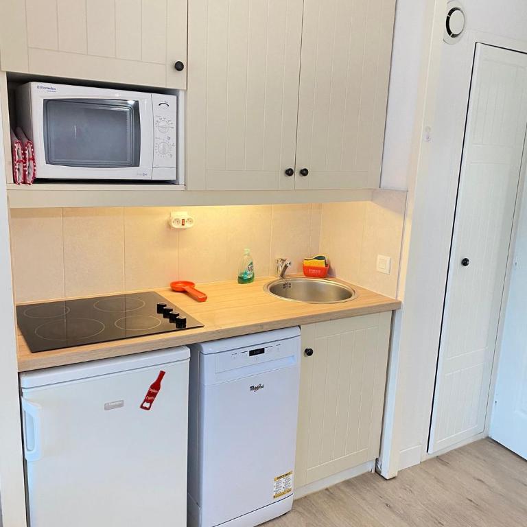 Magnifique et cosy appartement avec piscine et golf - Apartment mit 1 Schlafzimmer - 9