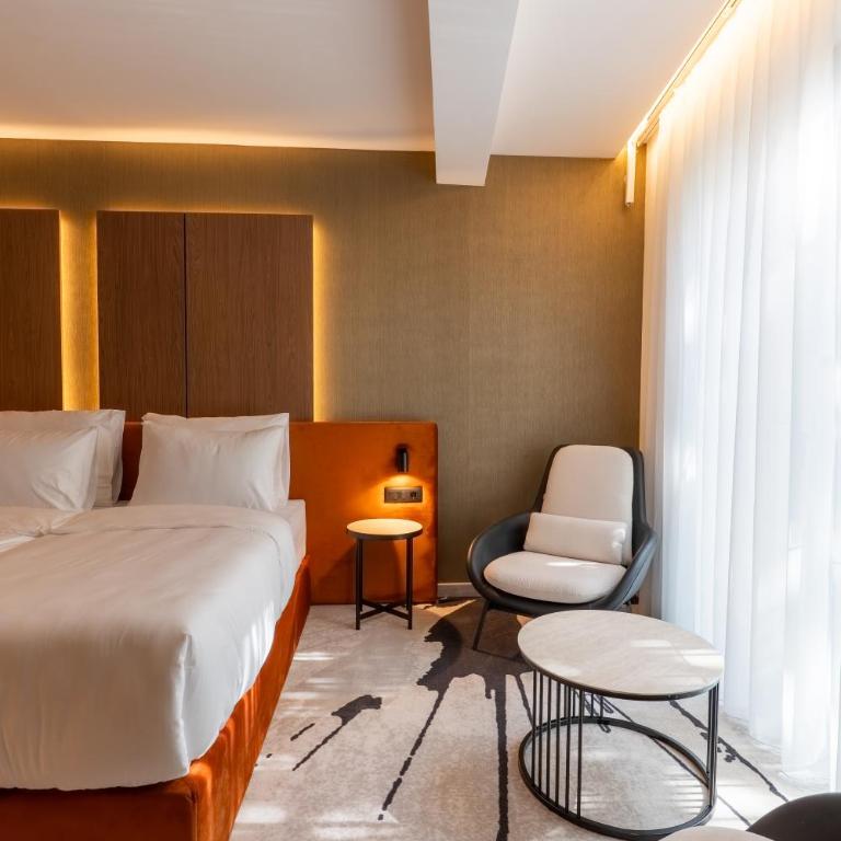 PLATINUM hotel & spa - Superior Dvokrevetna Soba sa Bračnim Krevetom/Zasebnim Krevetima - 1
