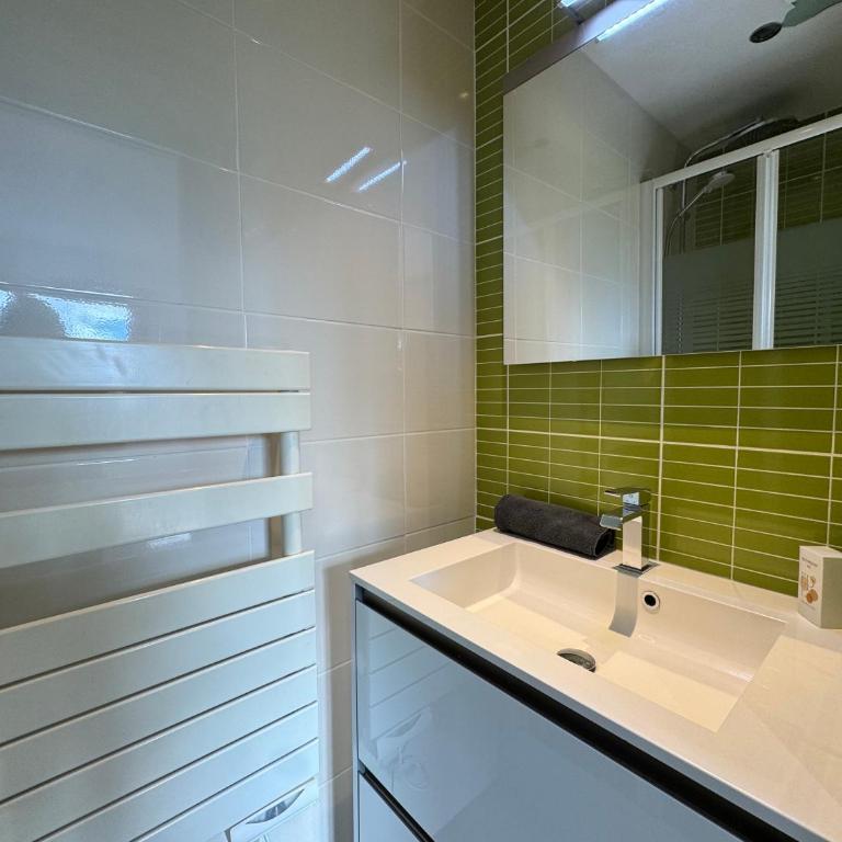 Appartement 8 pers, vue lac et ski au pied - Apartamento de 3 dormitorios - 8