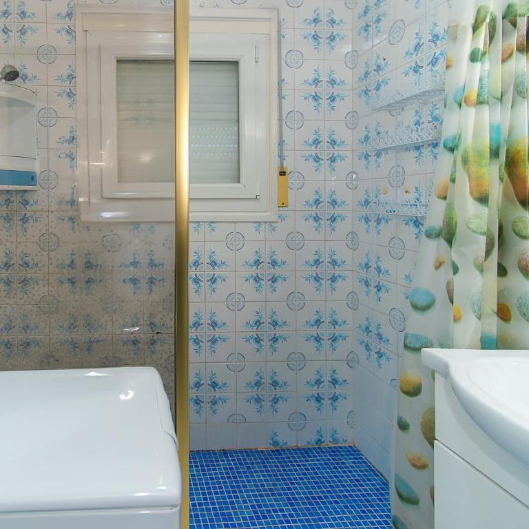 WELCS CASA 240 EMP con piscina y vista al canal - Villa - 21