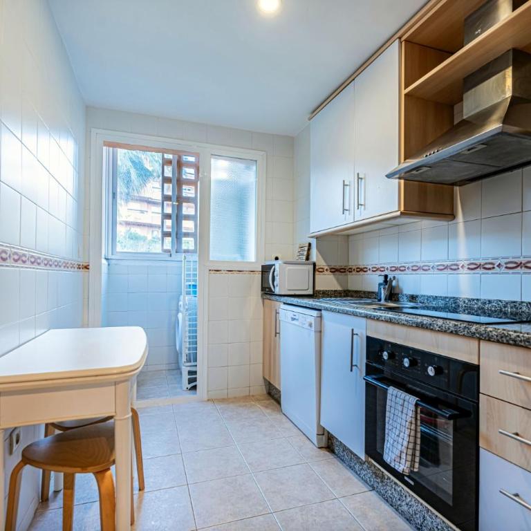 LGDA -A1 Aparcamiento Smart TV Nespresso Bañera Playa - Appartement 2 Chambres - 17