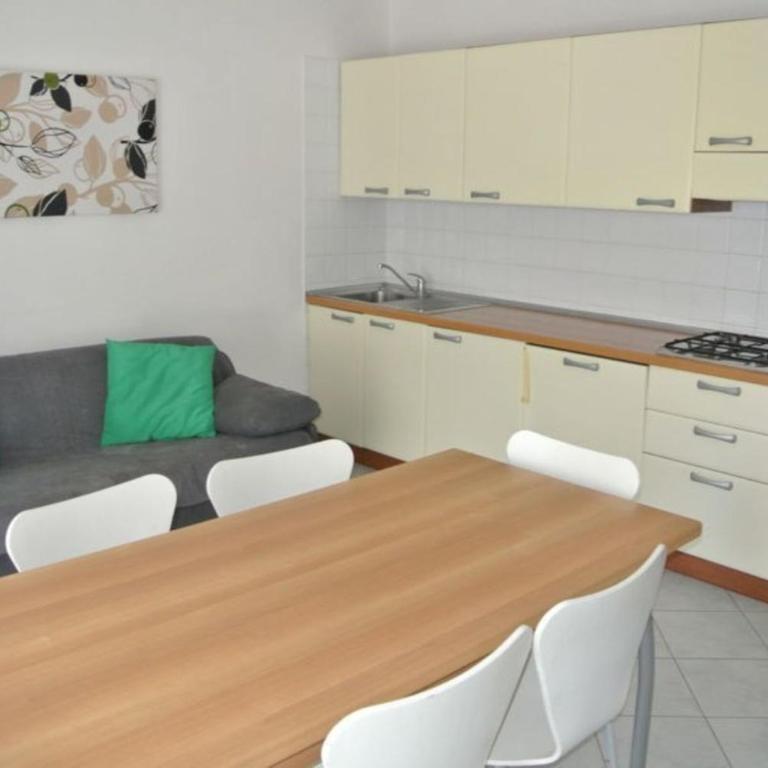 Spacious flat with terrace in Lignano Pineta - Appartamento - 2