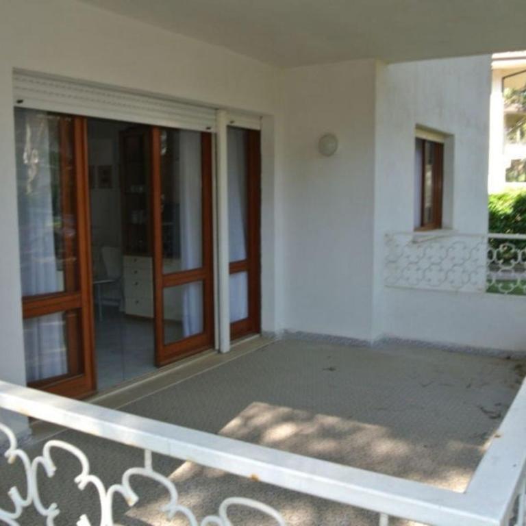 Spacious flat with terrace in Lignano Pineta - Appartamento - 4