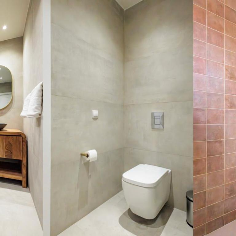 Ananda Boutique Coliving - Chambre Double avec Salle de Bains Commune - 1