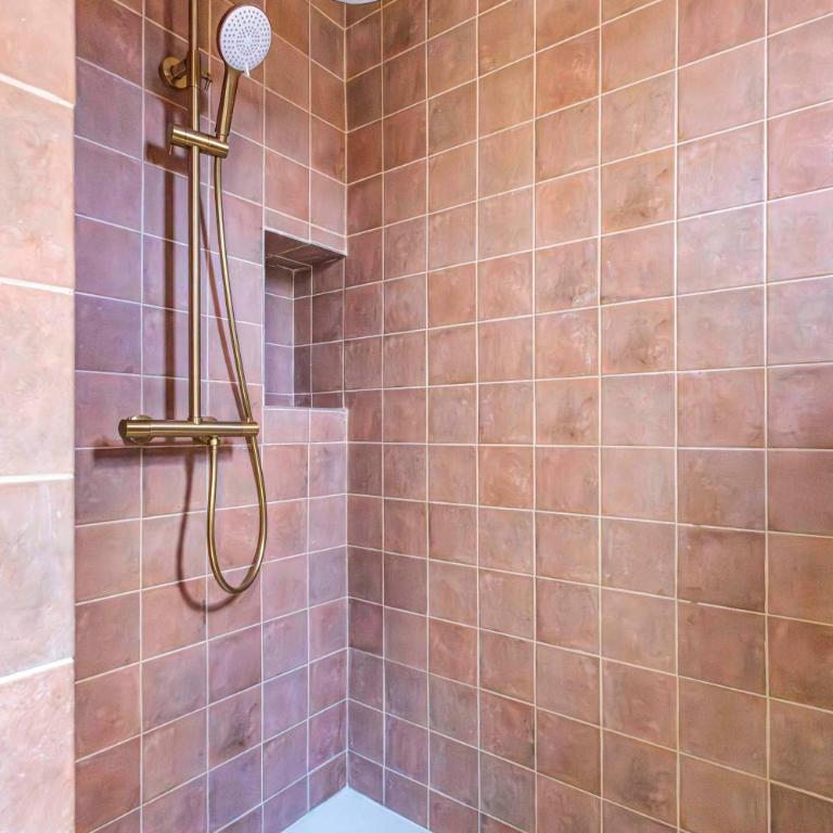 Ananda Boutique Coliving - Chambre Double avec Salle de Bains Commune - 3
