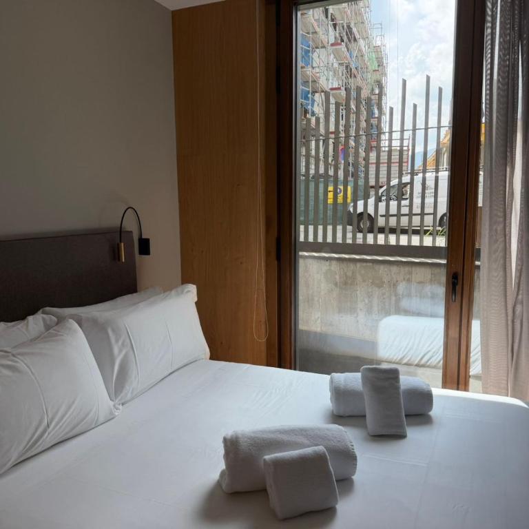 Luxury Mountain Stay l 1 Minute To Slopes l 6pax l GYM - SAUNA - POOL l by BonesVacances - Appartement 2 Chambres - 56