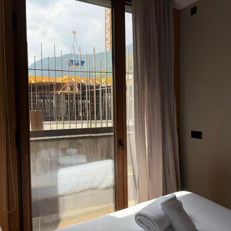 Luxury Mountain Stay l 1 Minute To Slopes l 6pax l GYM - SAUNA - POOL l by BonesVacances - Appartement 2 Chambres - 57