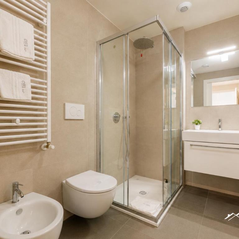 Waterfront Lux •1BR •A/C • Gym • Parking • By Tilo - Appartamento con 1 Camera da Letto e Terrazza - 6