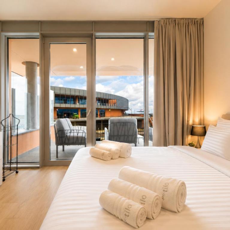 Waterfront Lux •1BR •A/C • Gym • Parking • By Tilo - Appartamento con 1 Camera da Letto e Terrazza - 12