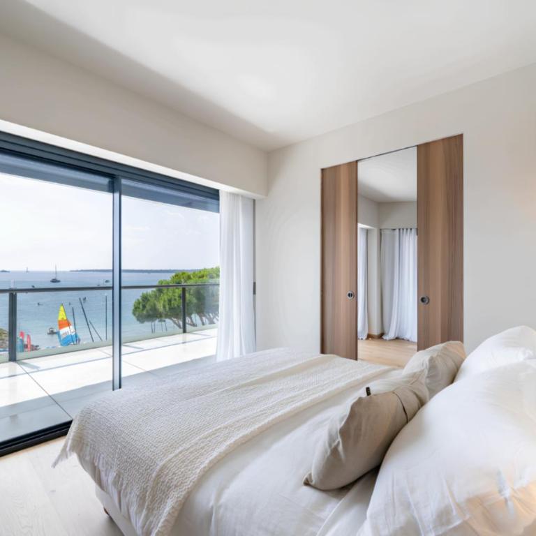 Stunning 2BR with Terrace - Sea View - Palm Beach - Appartement 2 Chambres - 1