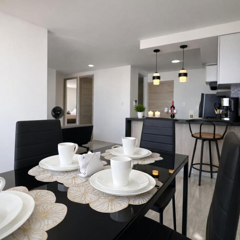 Sea Whisper, Seaview & AC Bedrooms - Two-Bedroom Apartment with Sea View - 4