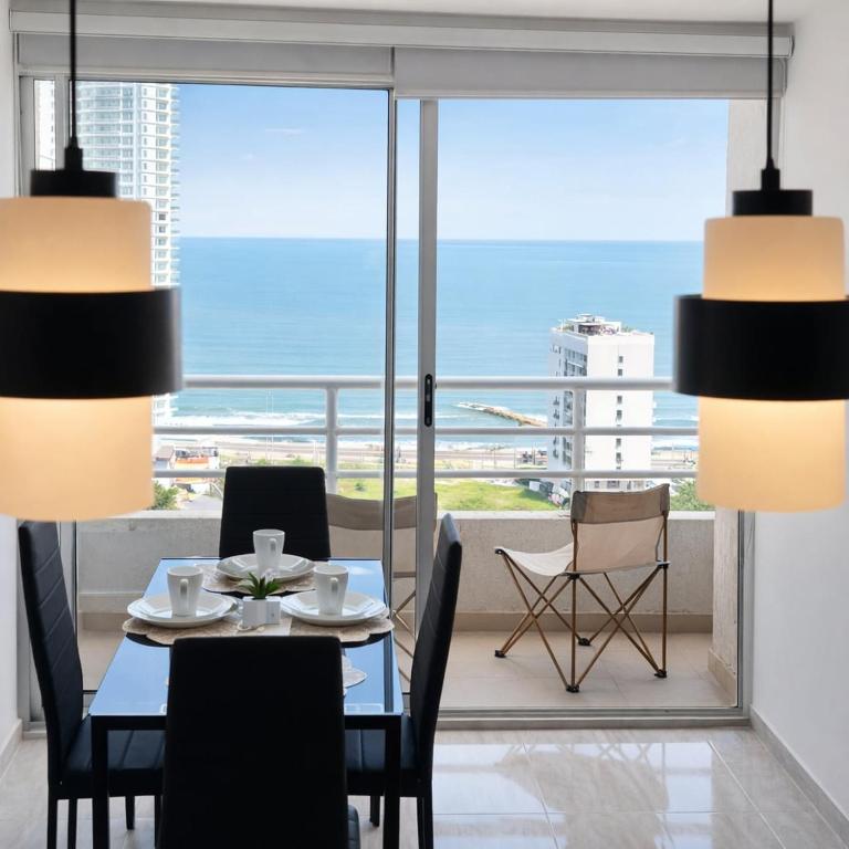 Sea Whisper, Seaview & AC Bedrooms - Two-Bedroom Apartment with Sea View - 29