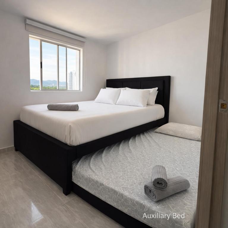 Sea Whisper, Seaview & AC Bedrooms - Two-Bedroom Apartment with Sea View - 33