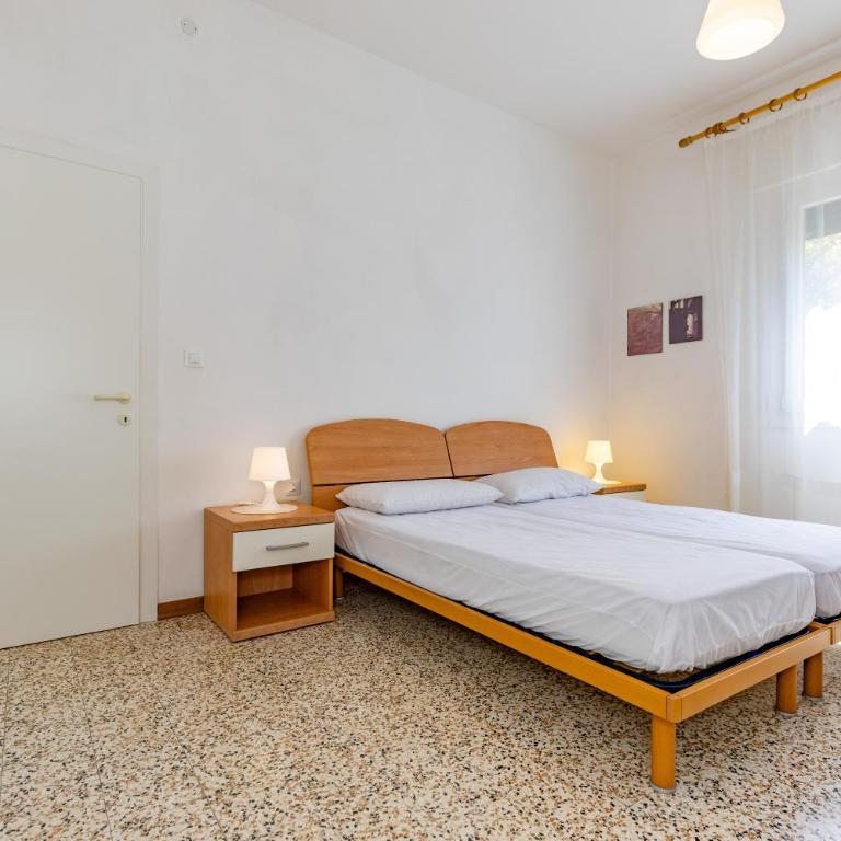Jesolo Lido Free Parking - 4 Guests - Near Beach - app 3 - Appartamento con 2 Camere da Letto - 12