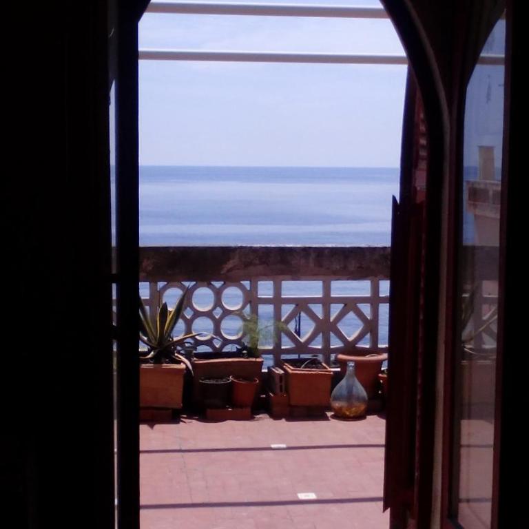 Casa Vacanze Corso Umberto - Apartment with Sea View - 17
