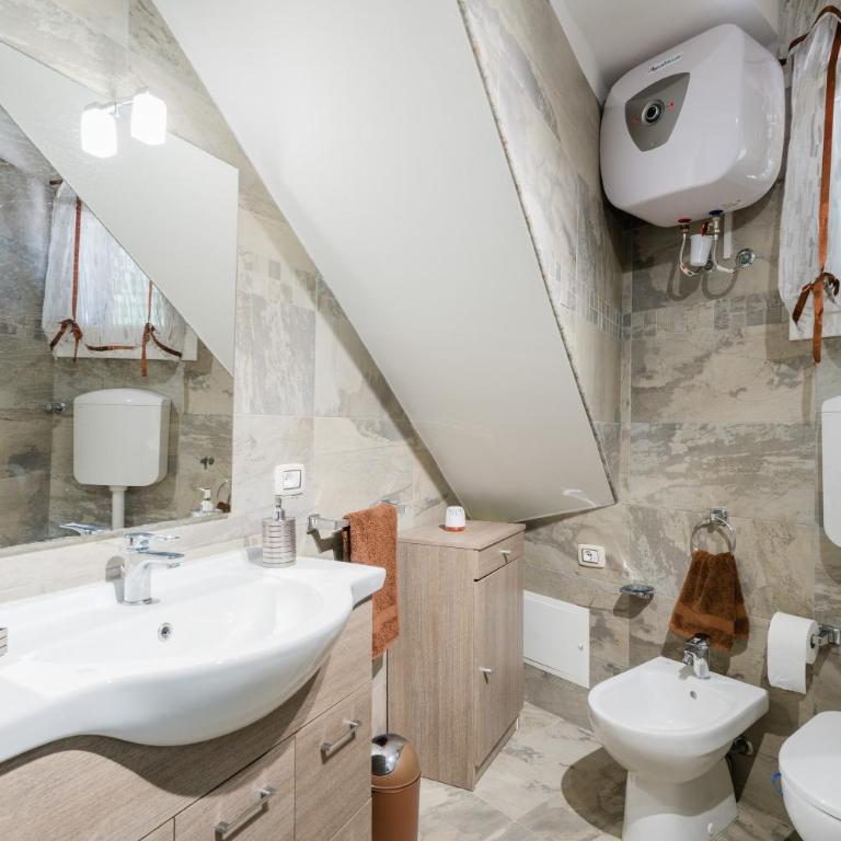 Villa Marcella - Two-Bedroom House - 10
