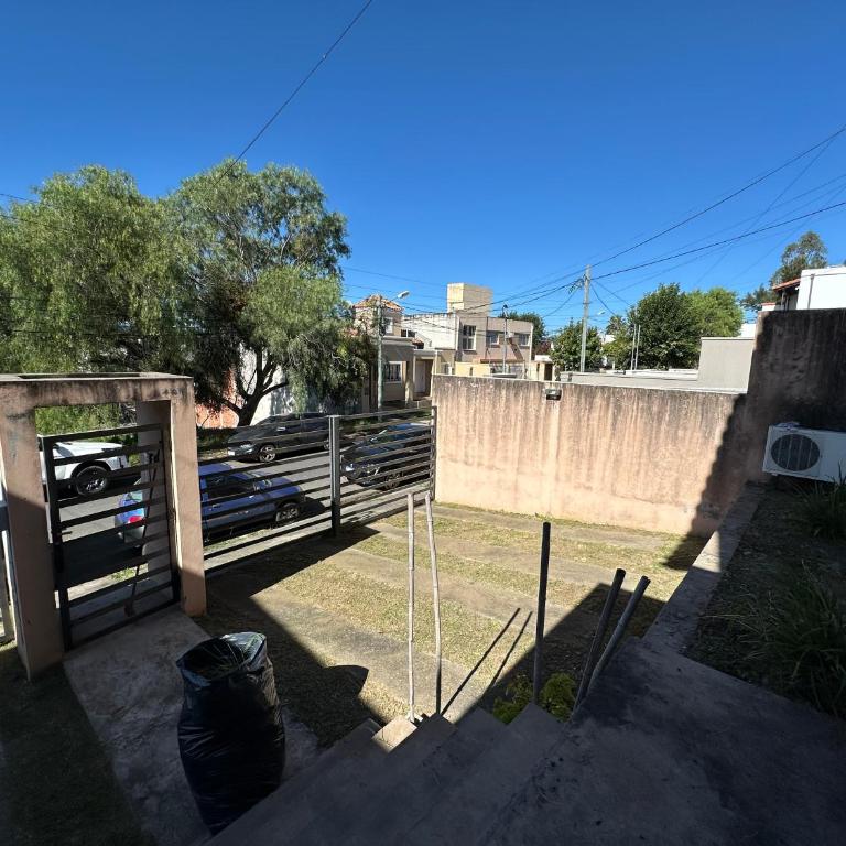 Departamento completo en barrio residencial - Apartamento de 1 dormitorio - 28