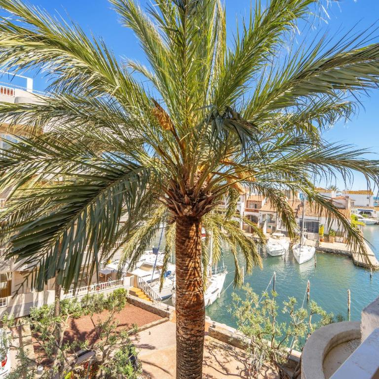 WELCS APARTAMENTO 382 EMP con vistas al canal - Apartment - 9