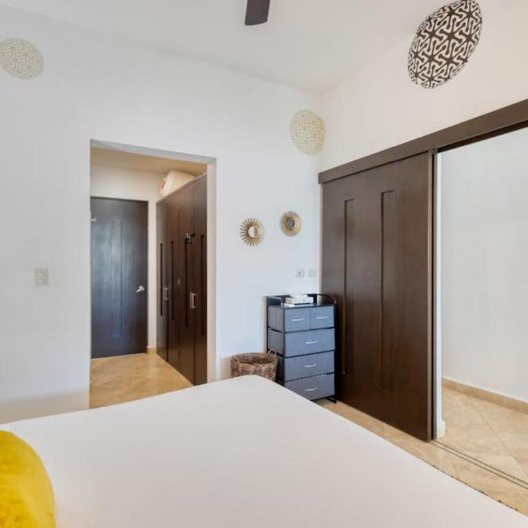 Charming & sunlit condo with pool & balcony - near golf, beaches, & nightlife - Vacation Home - 13