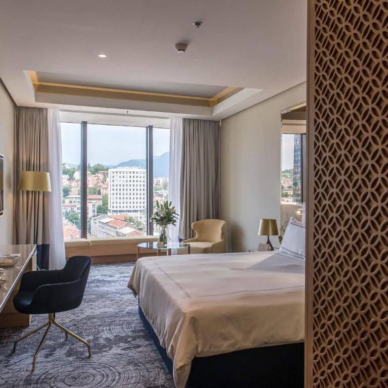 Swissotel Sarajevo - Superior King Room - 1