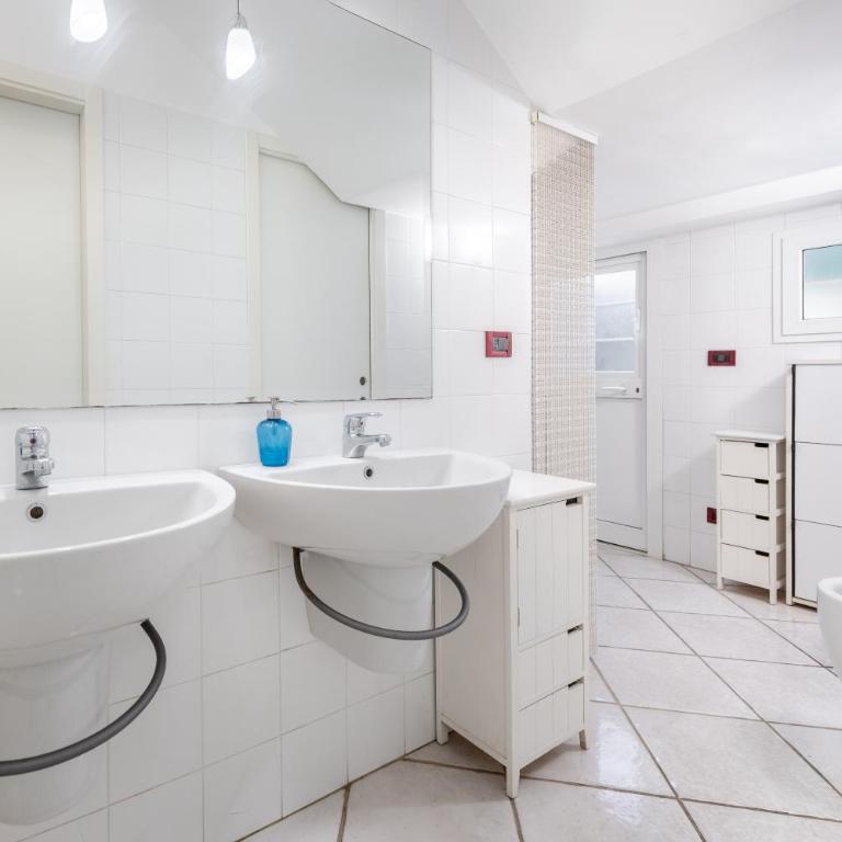 Hostdomus - Mariblù -with private parking - Appartamento con 2 Camere da Letto - 6
