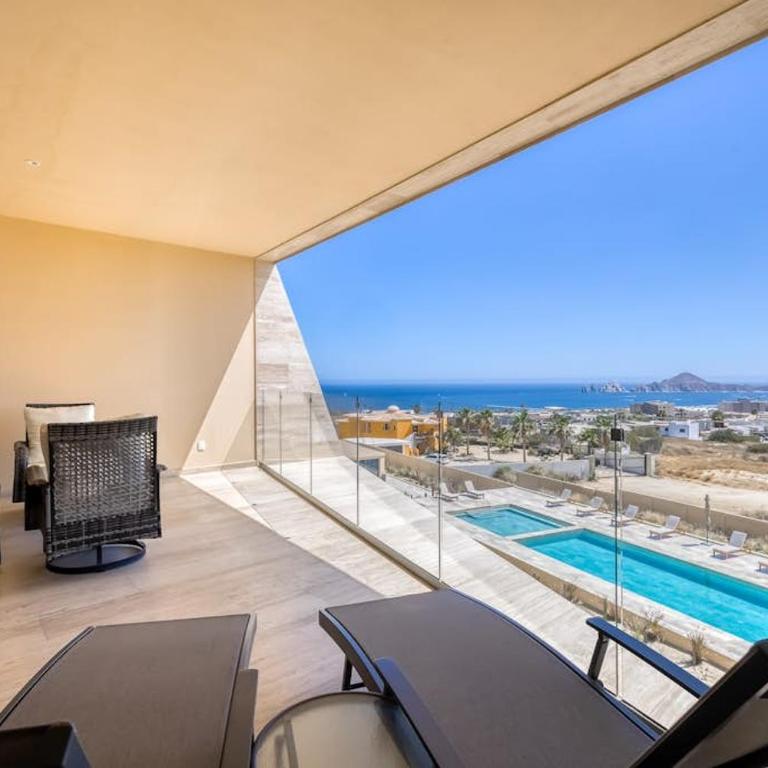 Charming Coastal Resort with Ocean Views, Pool, Gym and Shared Amenities - Casa - 1