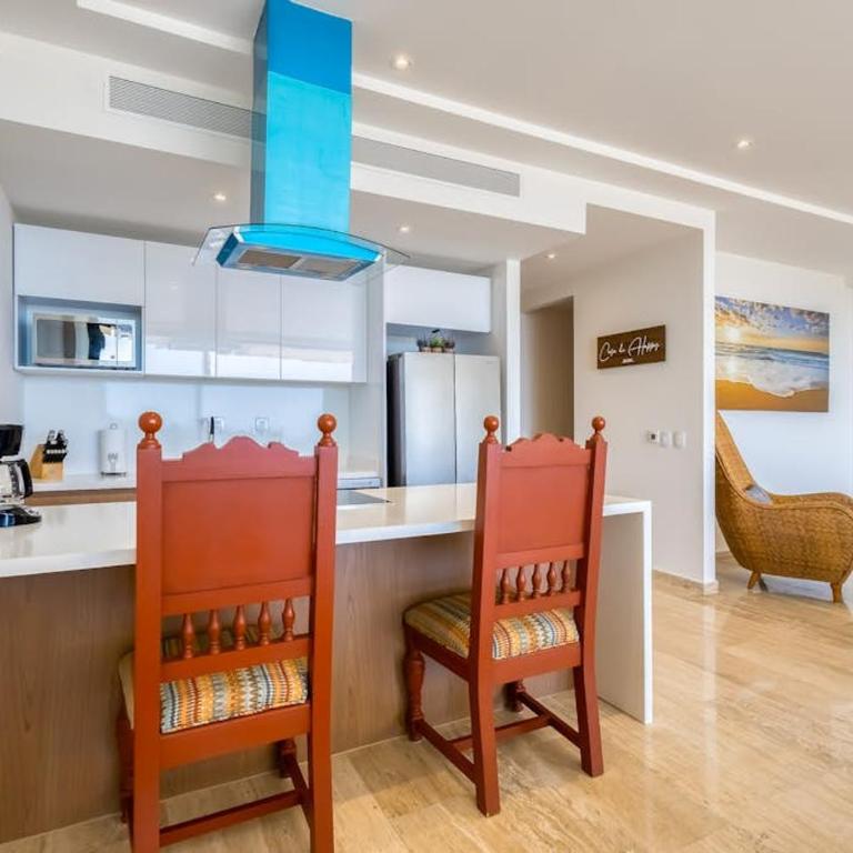 Charming Coastal Resort with Ocean Views, Pool, Gym and Shared Amenities - Casa - 11