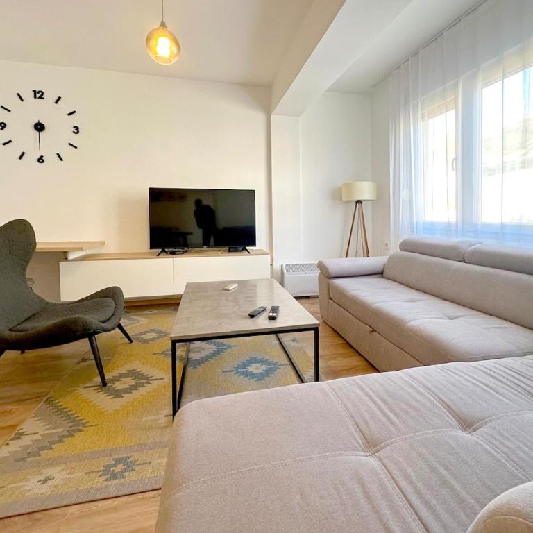 2 Bedroom Apartment in Tivat City Center - Two-Bedroom Apartment - 7