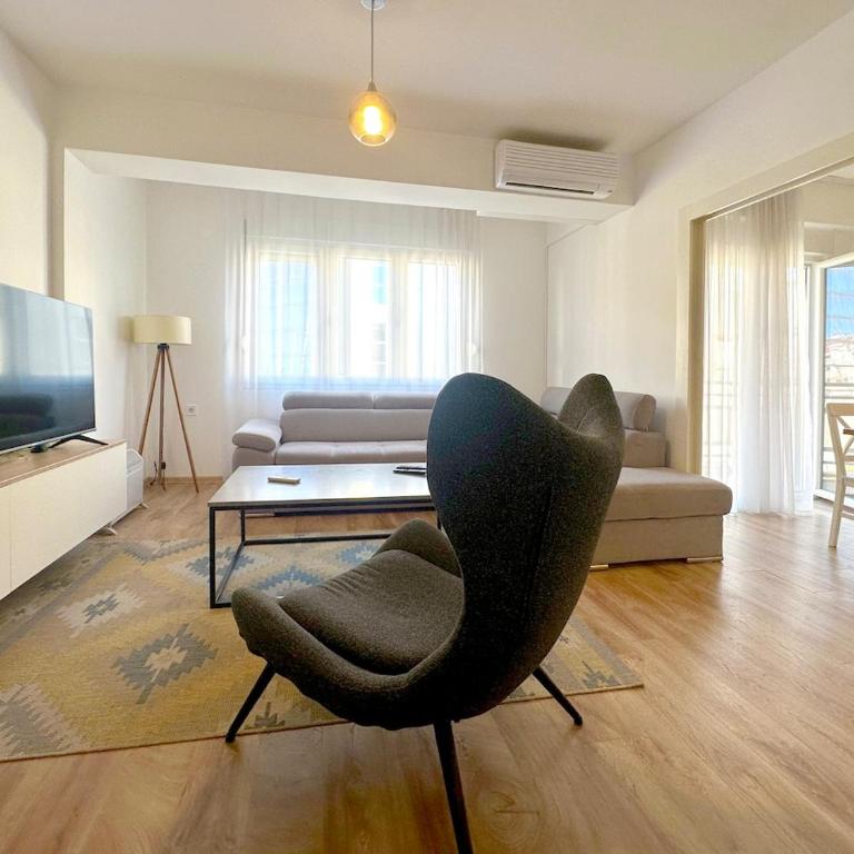2 Bedroom Apartment in Tivat City Center - Two-Bedroom Apartment - 14
