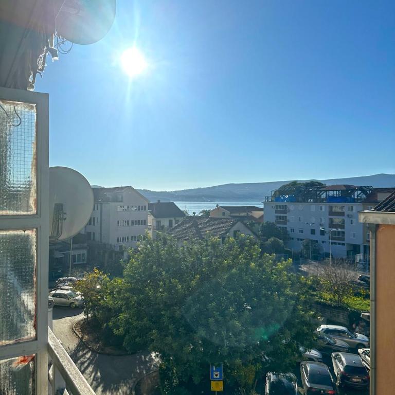 2 Bedroom Apartment in Tivat City Center - Two-Bedroom Apartment - 17